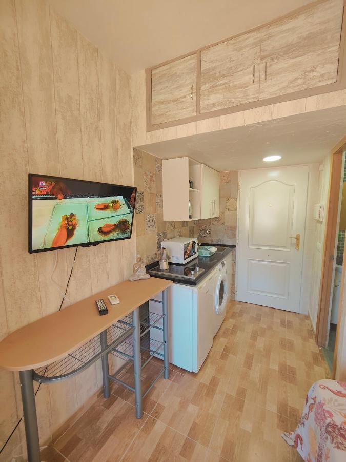 Begona 408 Compact City Center Studio By Namaste Elite Τορρεμολίνος Εξωτερικό φωτογραφία